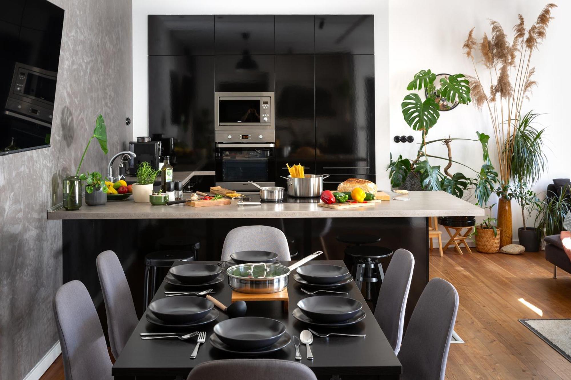 Evergreen - Old Town Spacious Stylish Apartment With Ac And One And A Half Bath, Baby & Kid- Friendly บราติสลาวา ภายนอก รูปภาพ